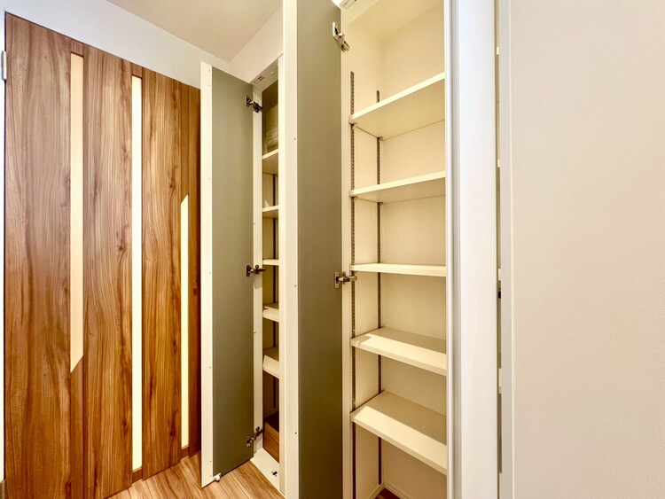 収納 収納スペースが付いていて、お部屋を広く使っていただけます。