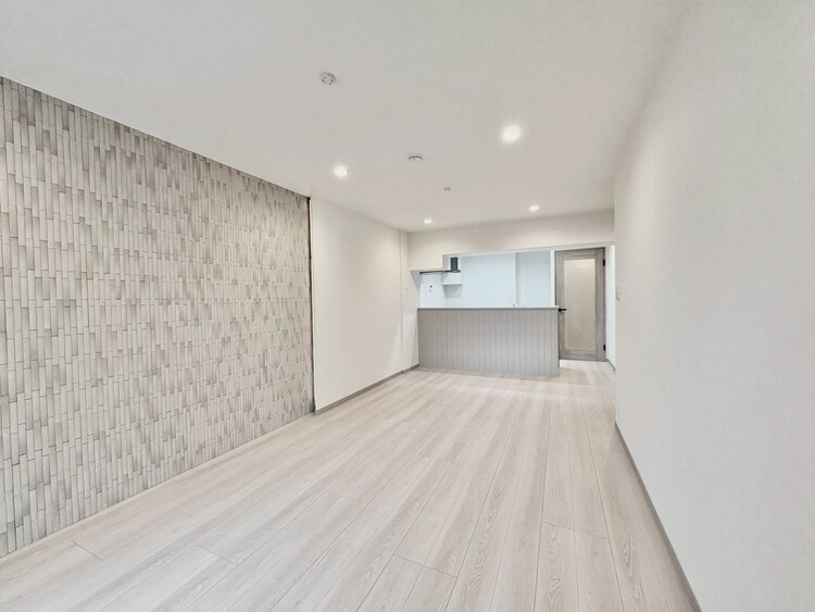 居間 伸びやかな空間のなかで、ゆったりとしたひとときを過ごせます。