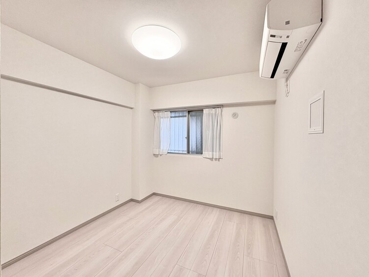 子供部屋 清かで艶やかな時間をもたらしてくれる室内です。