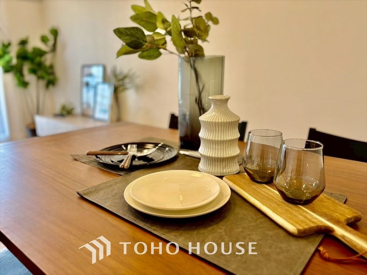 内装 【LIVING】◆simple is best◆無駄のない綺麗なつくりのリビングルームであなただけの暮らしを。