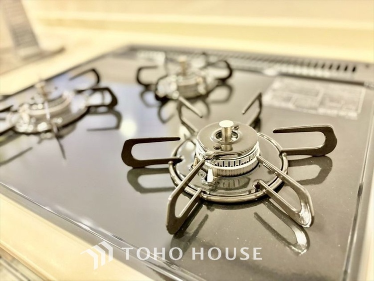 キッチン 【KITCHEN】◆家族のおはよう◆の声を笑顔で迎えてあげられるシステムキッチン。朝ごはんが楽しみで