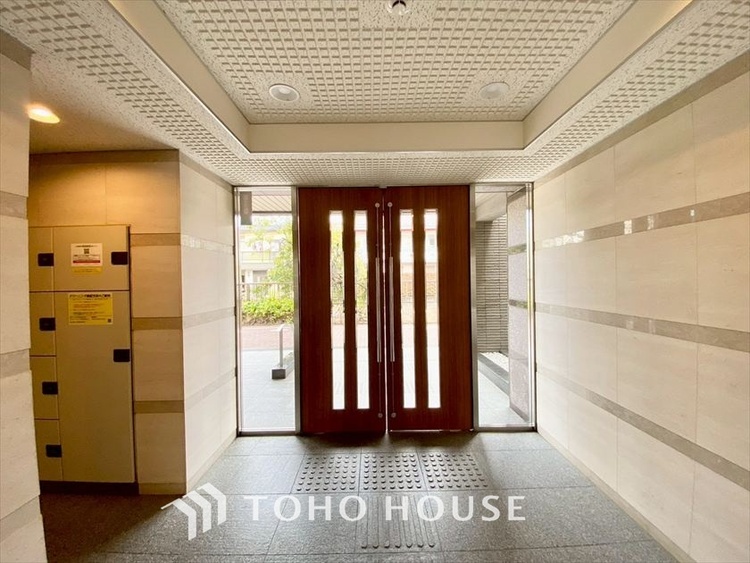 その他 【ENTRANCE】◆そびえ立つ◆我が家のシンボル。遠くの空が赤く染まる夕べが待ち遠しい。