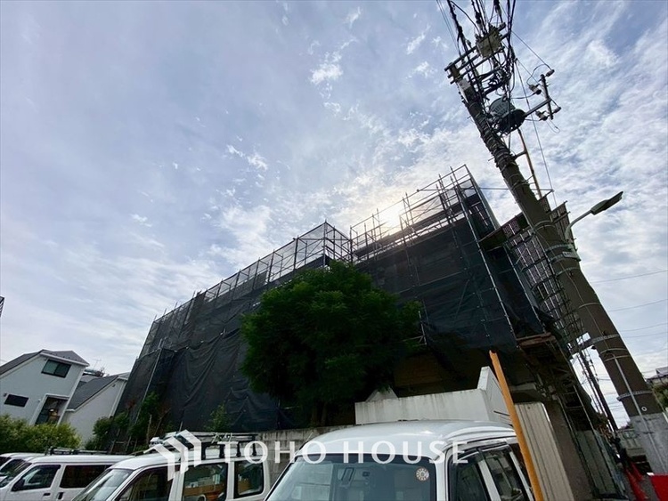 外観 【APPEARANCE】◆陽光◆が差し込む。この開放的な空間に家族の笑顔が集う。家族が一緒に過ごす空間は明るく、そして居心地よく。