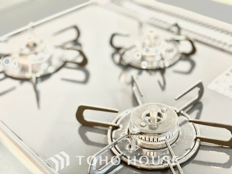 キッチン 【KITCHEN】◆家族のおはよう◆の声を笑顔で迎えてあげられるシステムキッチン。朝ごはんが楽しみでちょっと早起きしたくなるんです。