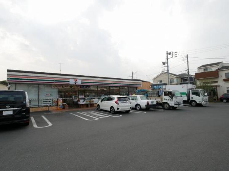 周辺 セブンイレブン町田木曽西1丁目店まで約365ｍ