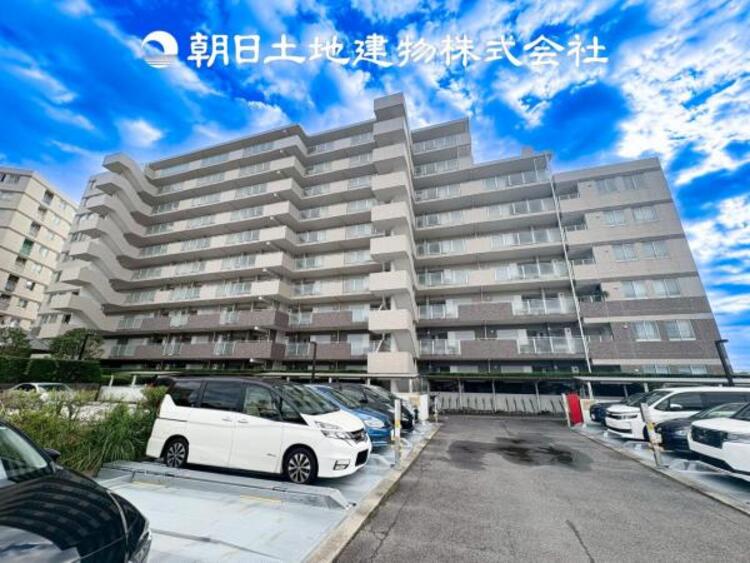 外観 おしゃれな雰囲気や自然の潤い、親しみやすさといった特徴を、街に新たな価値をもたらし続けてくれます。