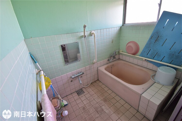 風呂 【浴室】窓付きの浴室です！