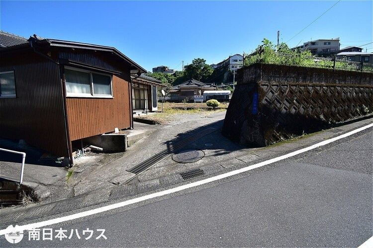 外観 【前面道路】