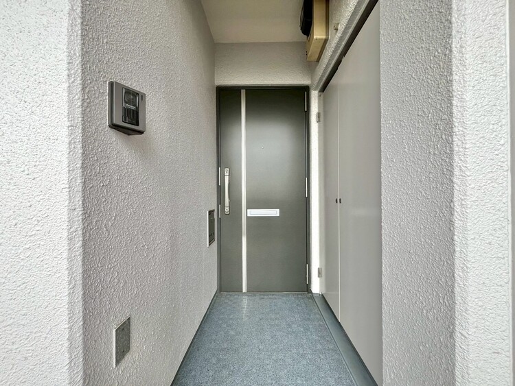 玄関 玄関を開ければ、そこは安らぎのご自宅。