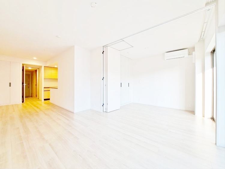 居間 過ごす時間が、たくさんの思い出として紡がれていく場所。