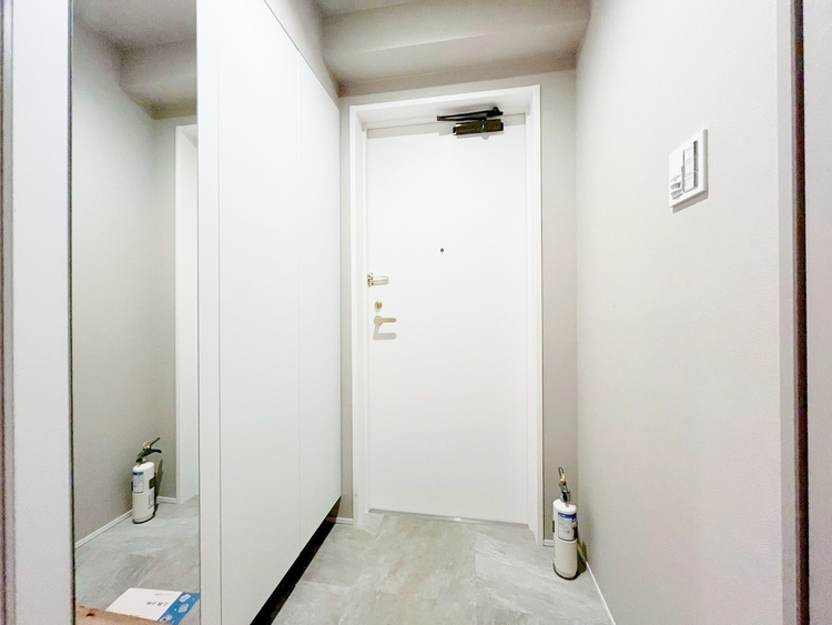 玄関 シューズボックスを完備した玄関です。