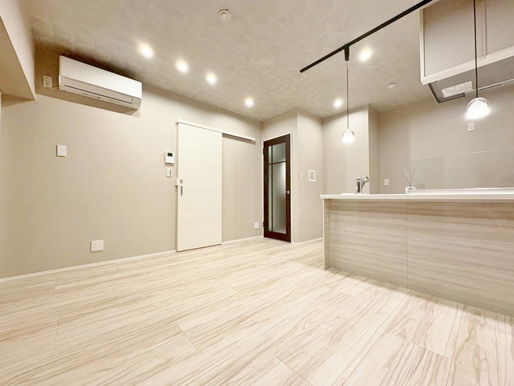 居間 過ごす時間が、たくさんの思い出として紡がれていく場所。