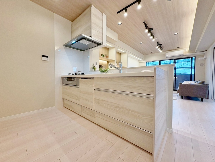 キッチン 洗練されたスタイリッシュなデザイン性と使いやすさを備えた仕様。