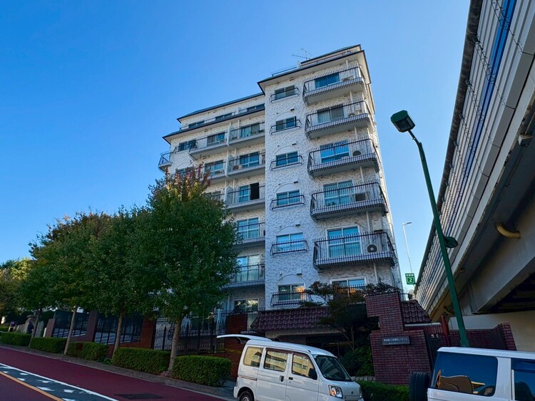 その他 飽きのこないシンプルモダンな外観です。