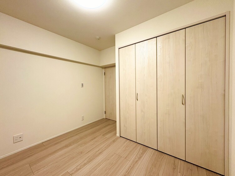 その他 清かで艶やかな時間をもたらしてくれる室内です。