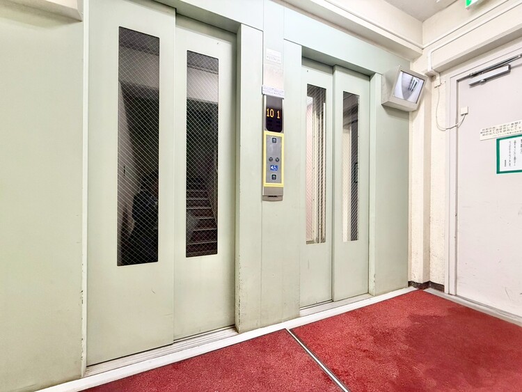 その他 エレベーター完備のため荷物が多くなっても安心。