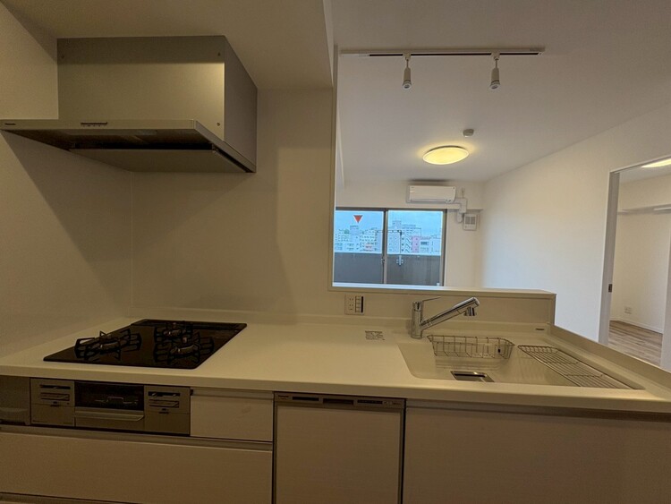 その他 使いやすくスタイリッシュなキッチン空間になっております。