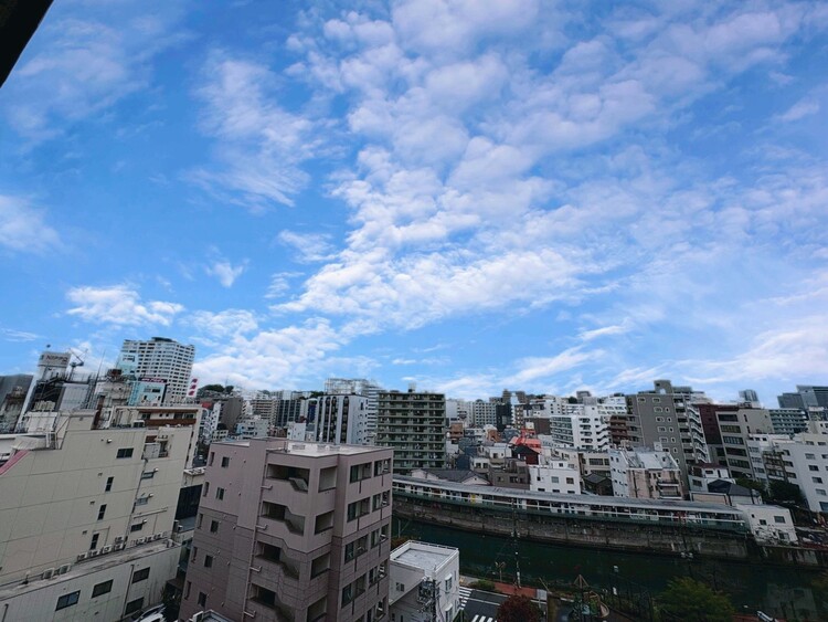 その他 眺望や窓からの景色が良いと、家で過ごす時間も快適です。