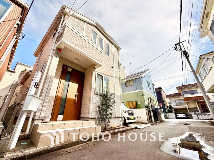 外観 ◆癒しの空間◆室内構成に拘り採光とセンスを散りばめた空間。それは『柔らかさ』に似た素敵な居場所。そこに暮らす人のことを考えつくり出したものは『癒し』という心地よい居場所なんだと思う