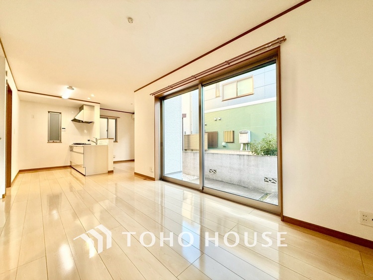 内装 ◆自身の道◆華道、剣道、そしてここで暮らす者の正道。物事の正しい考えや愛する家族とのコミュニケーション。そんな考えの暮らし方がこの空間にも散りばめられている。