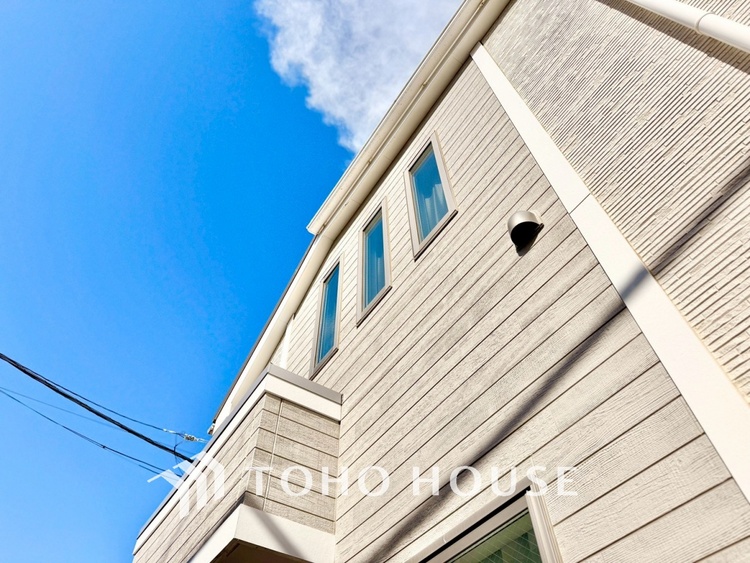 外観 ◆自身の道◆華道、剣道、そしてここで暮らす者の正道。物事の正しい考えや愛する家族とのコミュニケーション。そんな考えの暮らし方がこの空間にも散りばめられている。