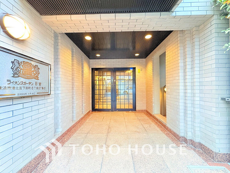 エントランス エントランス