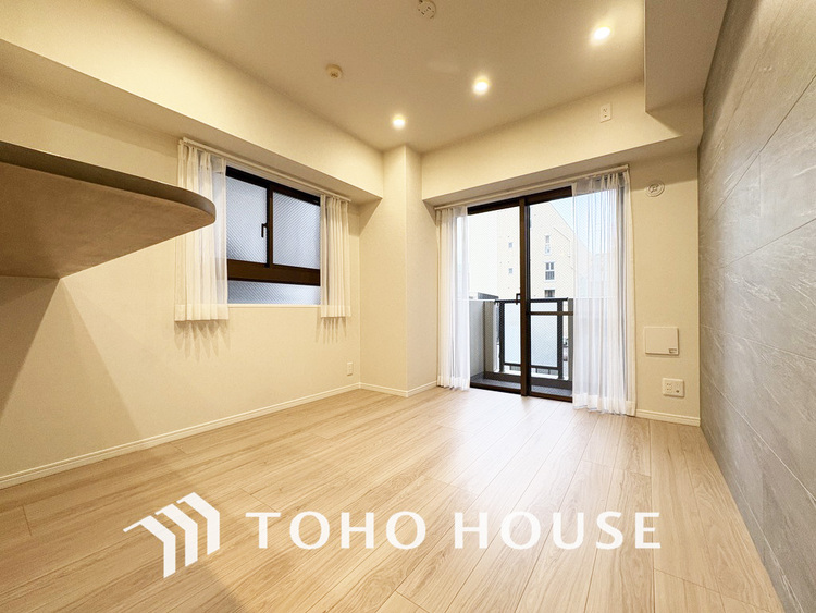 内装 広がりのある住空間、家族が集まるリビング・ダイニング