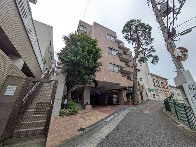 その他 飽きのこないシンプルモダンな外観です。