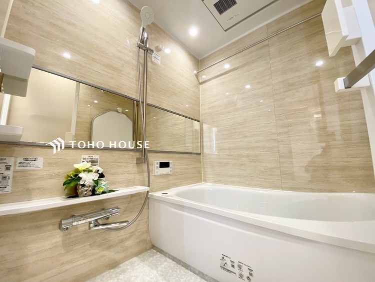 風呂 【BATHROOM】◆プライベートな空間◆simpleだからrelaxできるんです。こころもからだもキレイさっぱり。