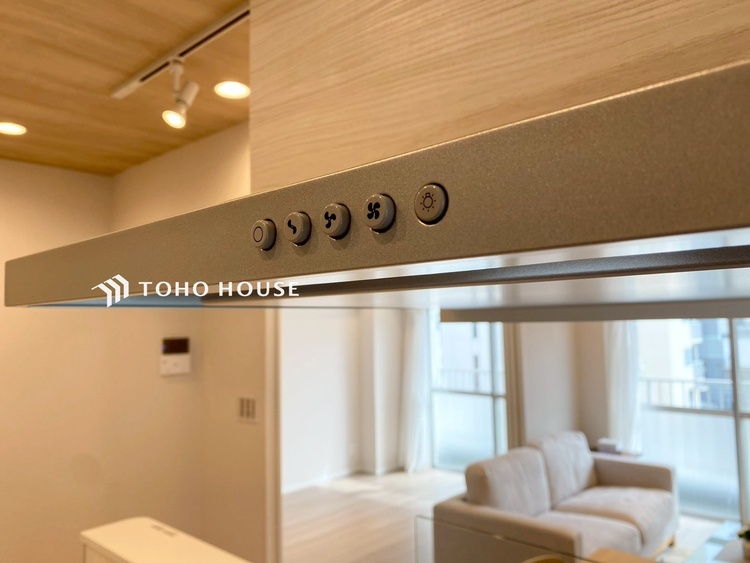 その他 【KITCHEN】◆開放的◆後片付けが楽なシステムキッチン。収納スペースの充実！