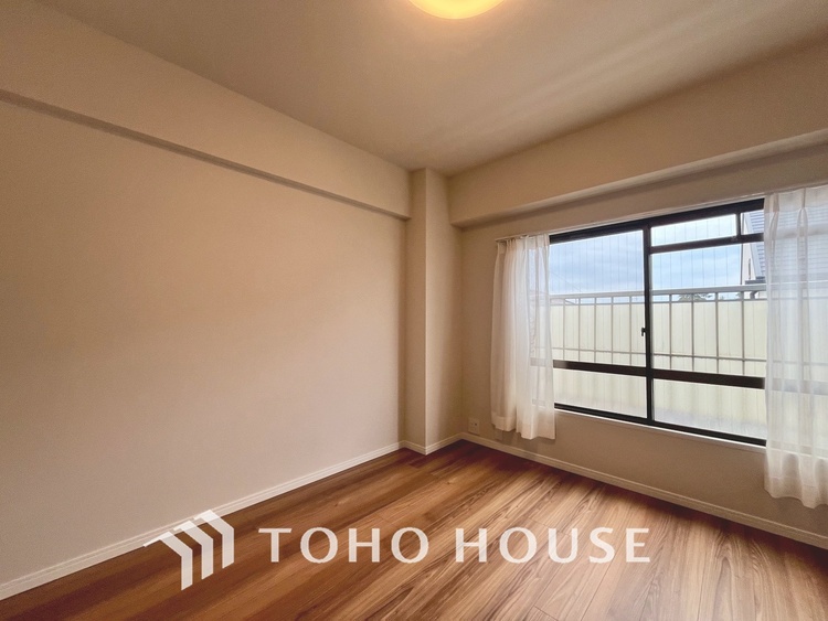 内装 【PRIVATE ROOM】◆快適◆な暮らしに不可欠な収納スペース。快適さとともに思い出も詰まっていく。