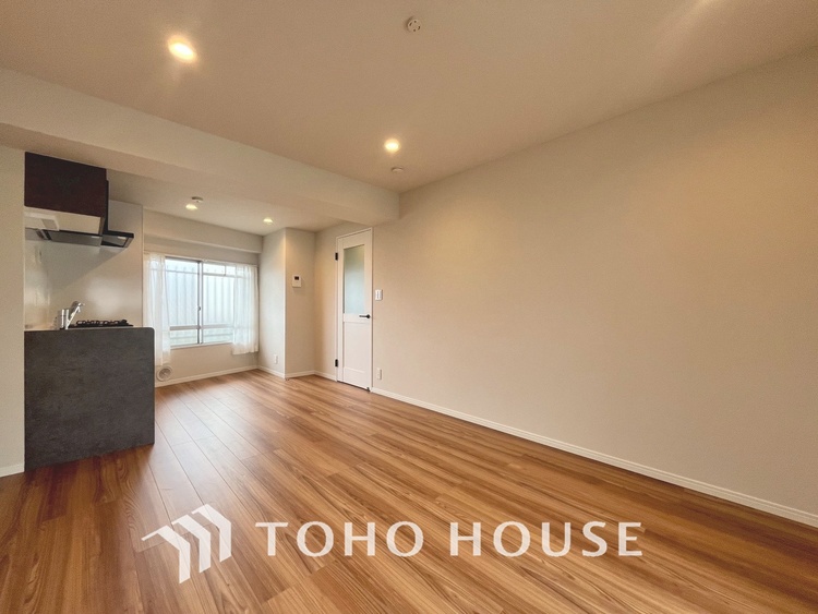 内装 【LIVING】◆住む喜び、楽しさ、感動◆を君と共有したい。いつまでもずっと家族を見渡せるこの広い空間で。