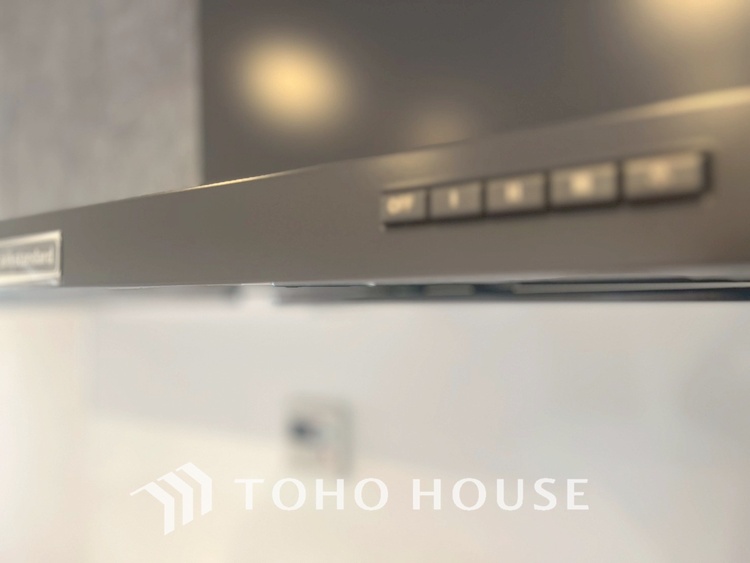 その他 【KITCHEN】◆開放的◆後片付けが楽なシステムキッチン。収納スペースの充実！