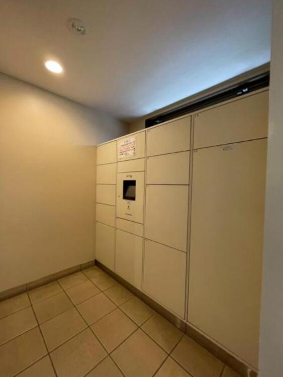 その他 不在時に便利な宅配ボックス。気軽にネットショッピングが楽しめます