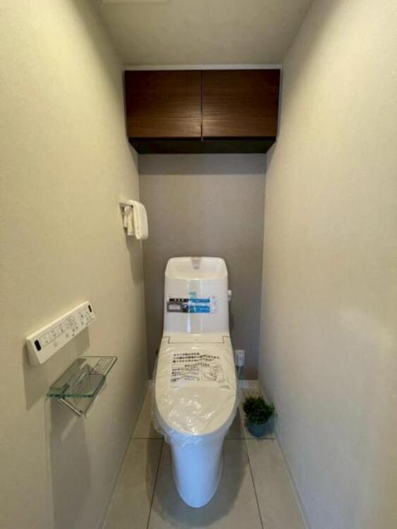 トイレ 毎日使うトイレは落ち着きと清潔感のあるデザイン