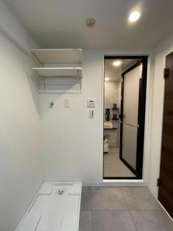 洗面 万一の水漏れにも床への漏水を防ぐ、防水パン設置済み！ 