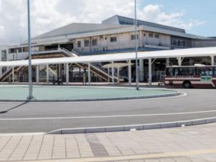 周辺 JR総武線「幕張」駅まで徒歩11分！