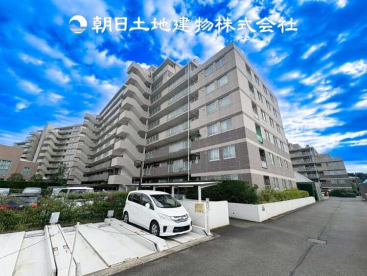 外観 【外観写真】特別な空間はたくさんの光を浴び、風を感じ、暮らしの時間を豊かにしてくれます。デザインされた空間と充実した建物と共に大切な家族の思い出を刻んでいきます。