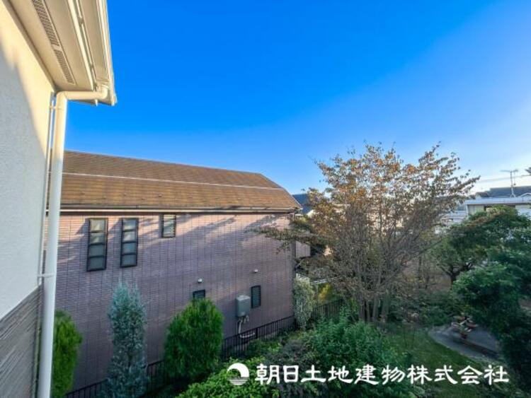 その他 【眺望】部屋から眺める景色はお部屋のインテリアの一部です。開放感ある景色は季節や天候によって変化する素敵な絵画ですね！