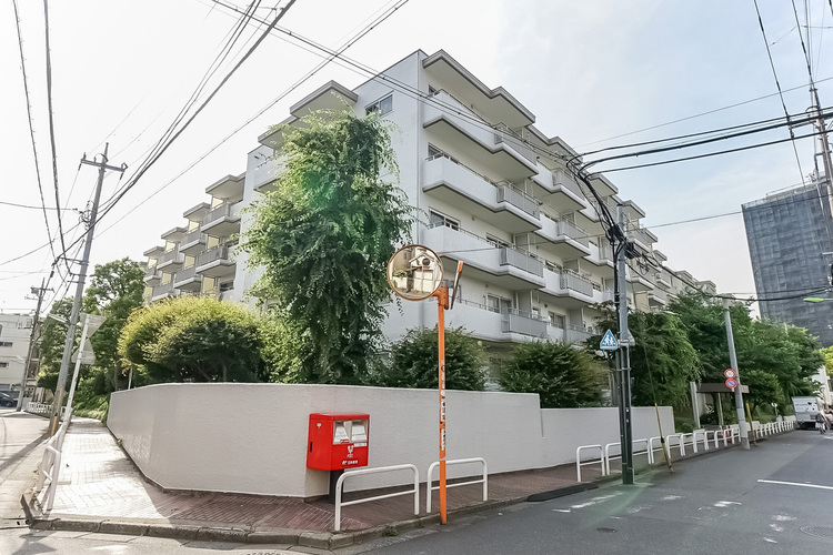 その他 飽きのこないシンプルモダンな外観です。