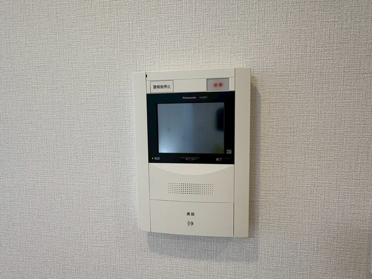その他 誰が来てもわかる様にモニター付きインターホンを設置。