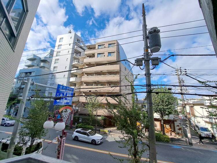 その他 眺望や窓からの景色が良いと、家で過ごす時間も快適です。