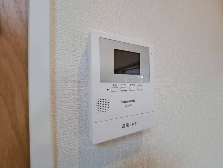 その他 誰が来てもわかる様にモニター付きインターホンを設置。