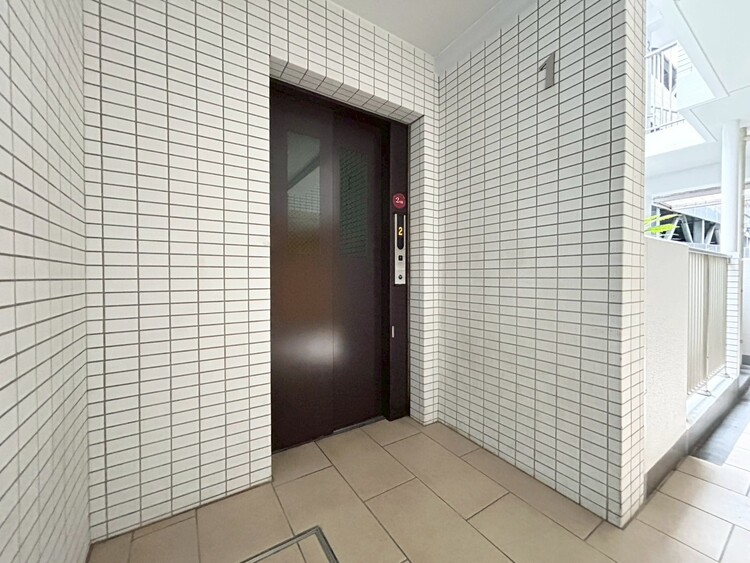 その他 エレベーター完備のため荷物が多くなっても安心。