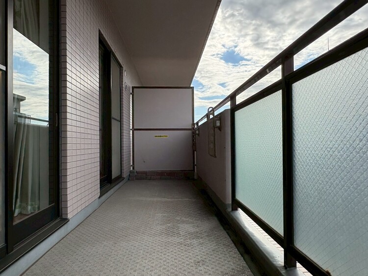 その他 朝の澄んだ空気や、夕方に吹く清々しい風を感じられるバルコニー。