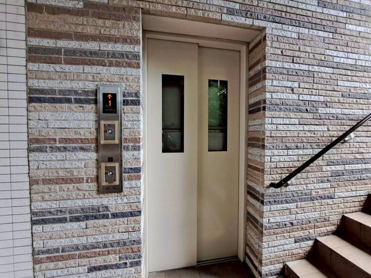 その他 エレベーター完備のため荷物が多くなっても安心。