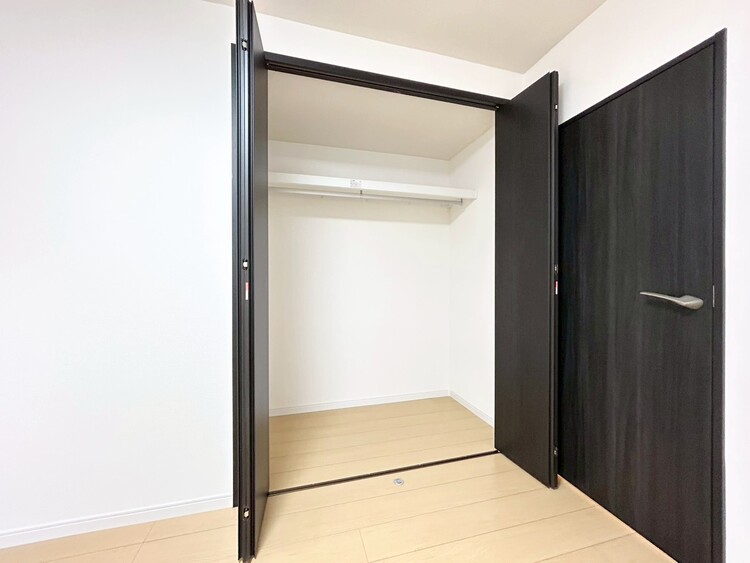 その他 収納スペースが付いていて、お部屋を広く使っていただけます。