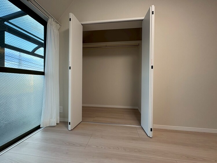 その他 収納スペースが付いていて、お部屋を広く使っていただけます。