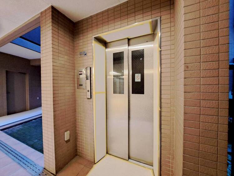 その他 エレベーター完備のため荷物が多くなっても安心。
