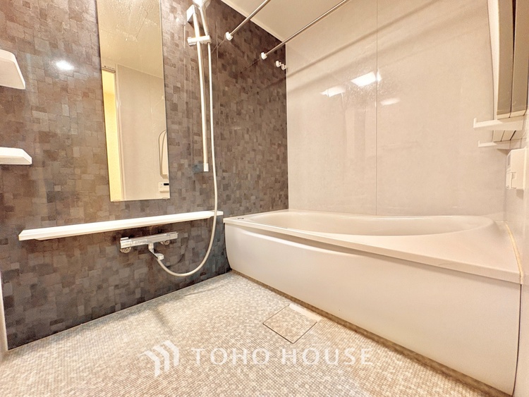 風呂 浴室は一日の疲れを癒す特別な空間。清潔感と快適性で心身ともにリフレッシュできます。